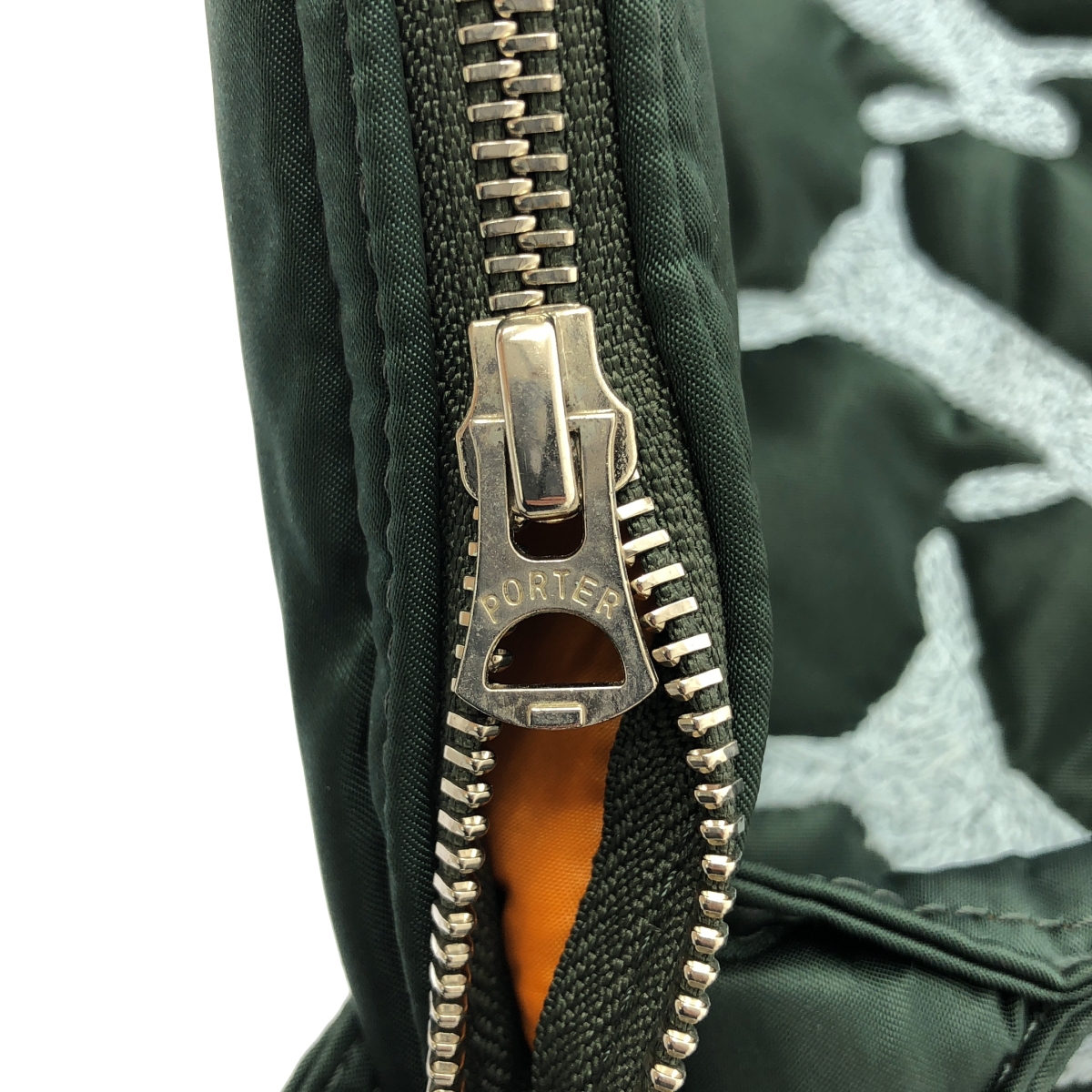 mina perhonen / ミナペルホネン × PORTER / ポーター run run run / エンブロイダリー ロゴジップ ハンド トートバッグ