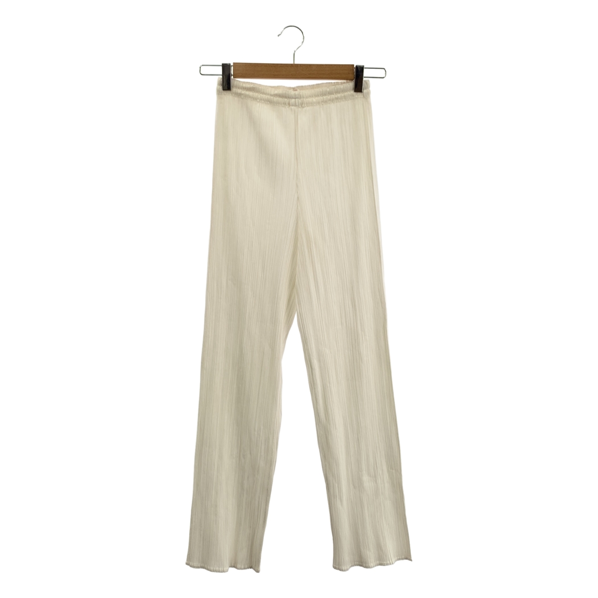 PLEATS PLEASE ISSEY MIYAKE