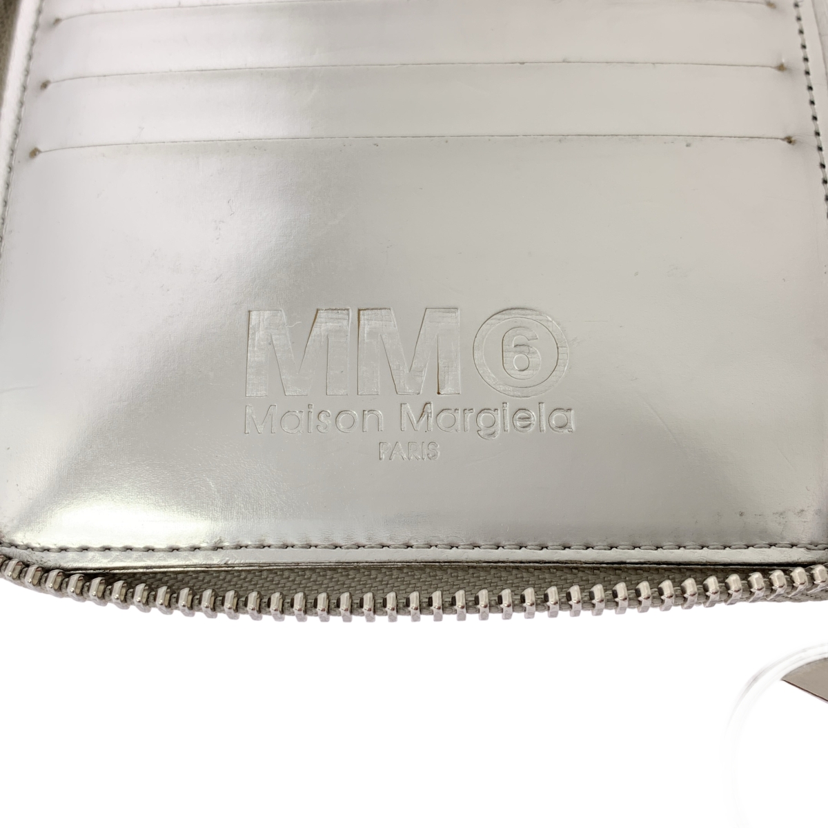 MM6 Maison Margiela / エムエムシックスメゾンマルジェラ ラウンドジップ ウォレット