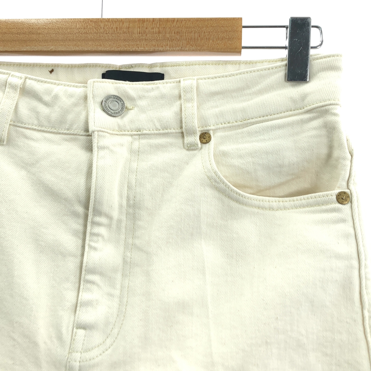 JOSEPH / ジョセフ ロゴレザーパッチ ホワイトデニム パンツ