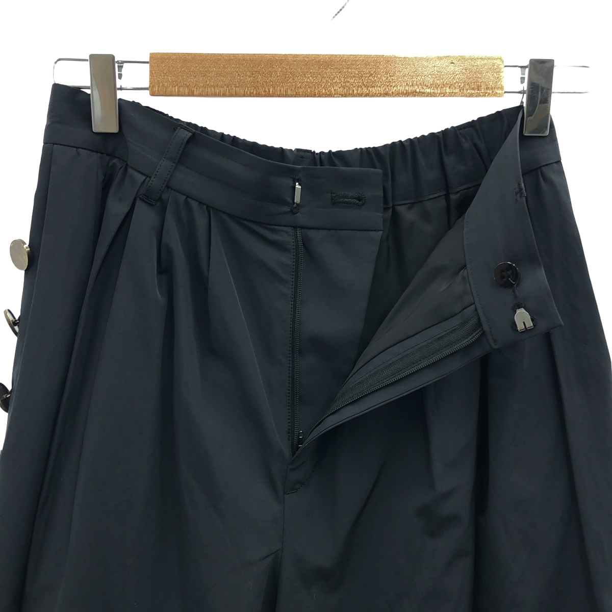 AKIRANAKA / アキラナカ ナイロン ワイドパンツ