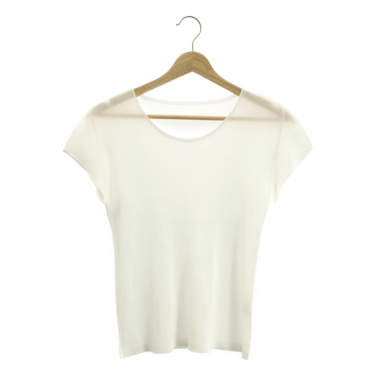 PLEATS PLEASE ISSEY MIYAKE