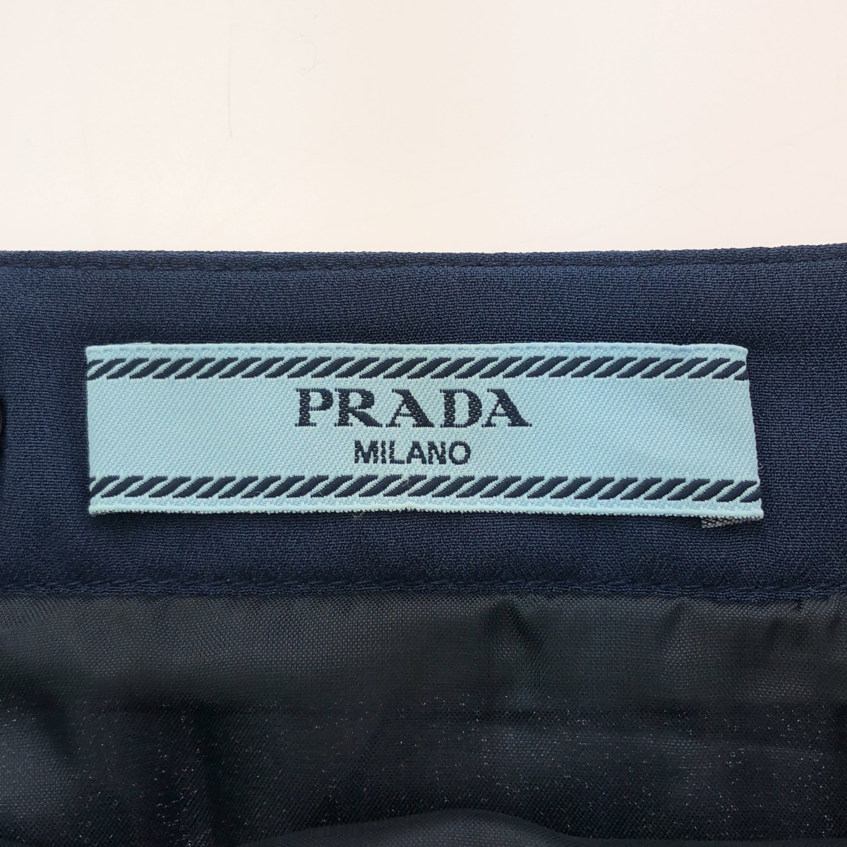 PRADA / プラダ サイドジップ プリーツ スカート / 裏地付き