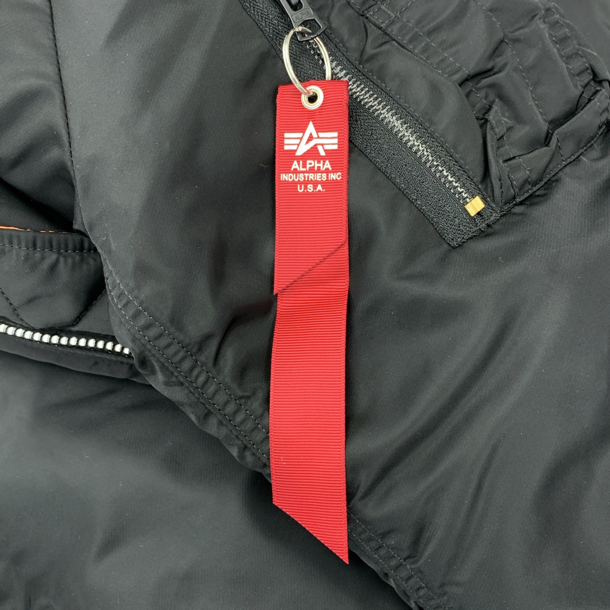 ALPHA INDUSTRIES / アルファインダストリーズ MA-1 フライトジャケット