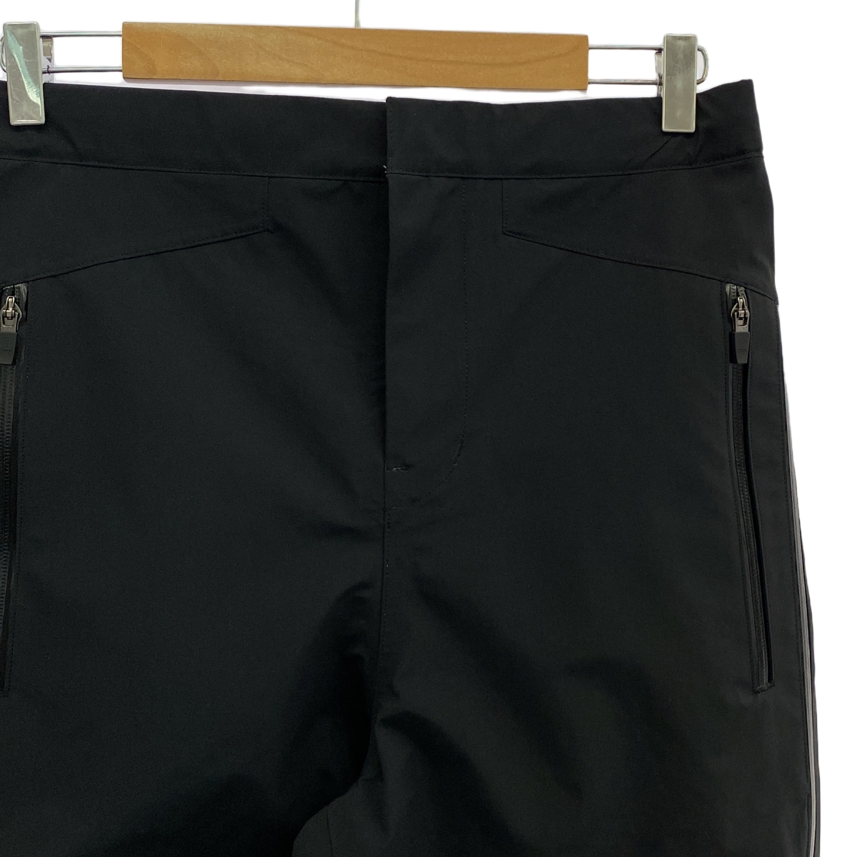 sacai / サカイ Matte Taffeta Breathable Waterproof Pants  / ナイロン ロゴ ドローストリングパンツ