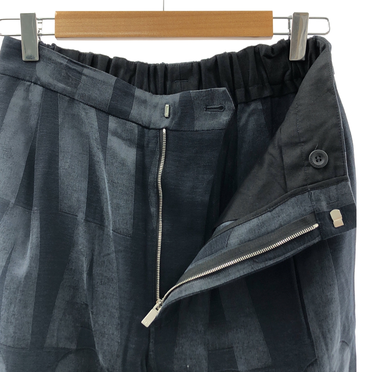 GIORGIO ARMANI / ジョルジオアルマーニ 総ロゴ タック イージー パンツ