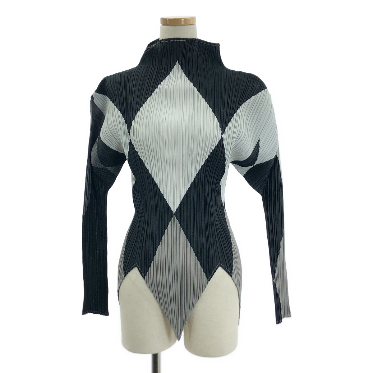 PLEATS PLEASE ISSEY MIYAKE / プリーツプリーズイッセイミヤケ