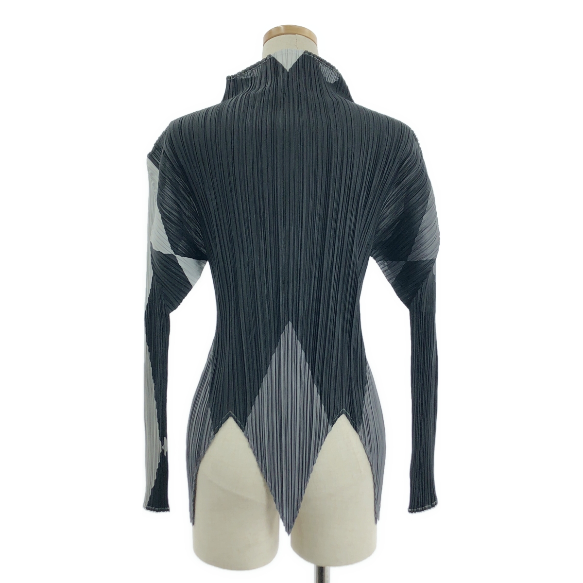PLEATS PLEASE ISSEY MIYAKE / プリーツプリーズイッセイミヤケ ジオメトリック ハイネック プリーツ カットソー