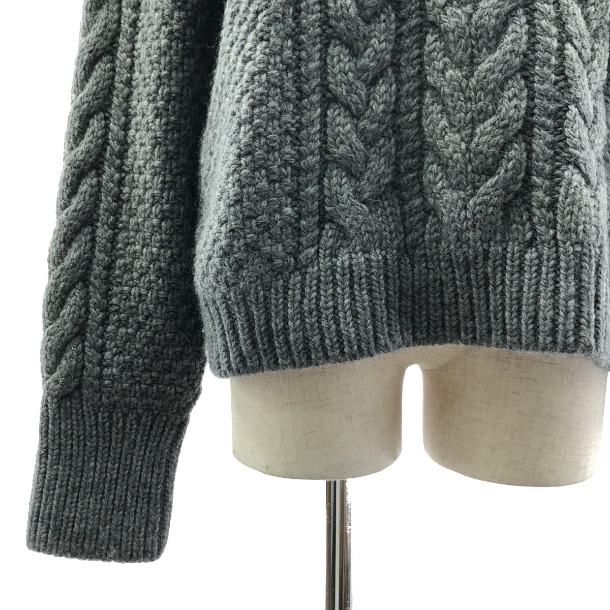 Cecilie Bahnsen / セシリーバンセン ウール アルパカ バックオープン ケーブルニット セーター