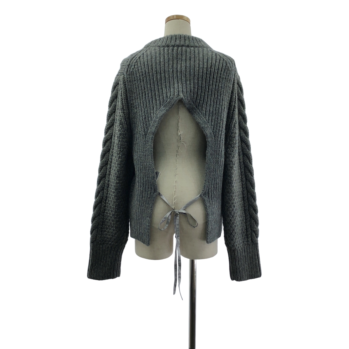 Cecilie Bahnsen / セシリーバンセン ウール アルパカ バックオープン ケーブルニット セーター