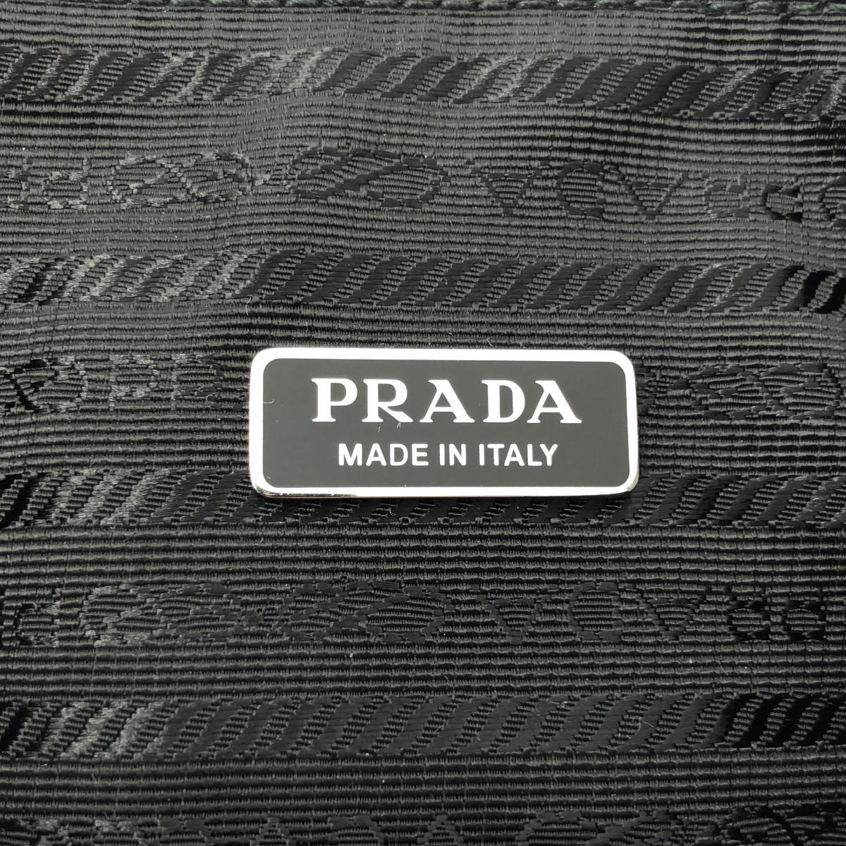 PRADA / プラダ GRACE LUX トライアングル レザー エンボスロゴ ショルダーバッグ / 1BH190