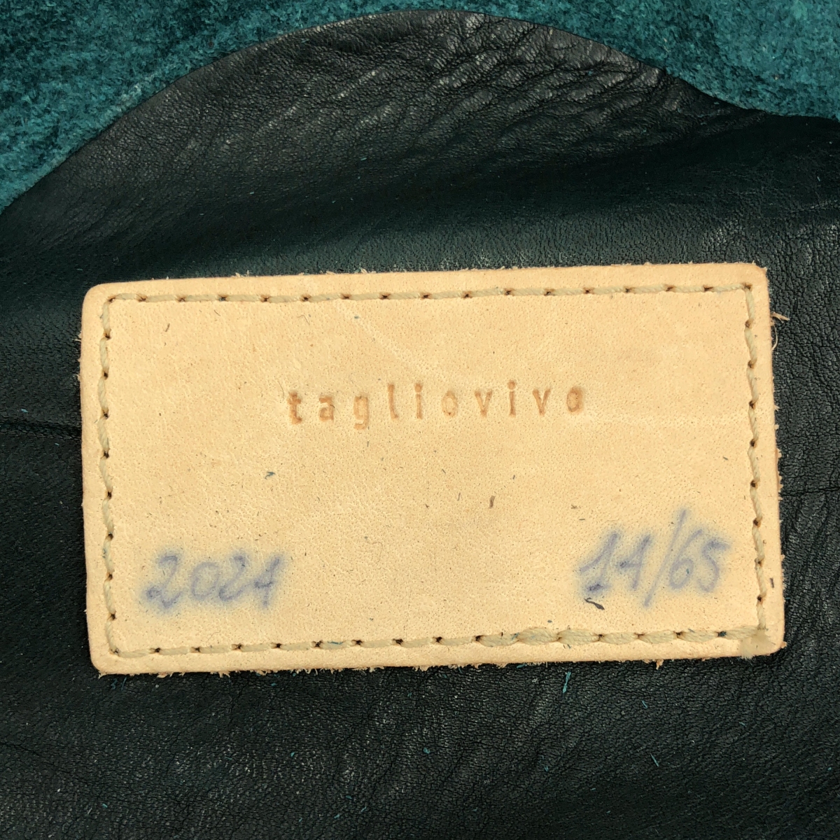 TAGLIOVIVO / タリオヴィヴォ × HUES レザー 巾着 ショルダーバッグ