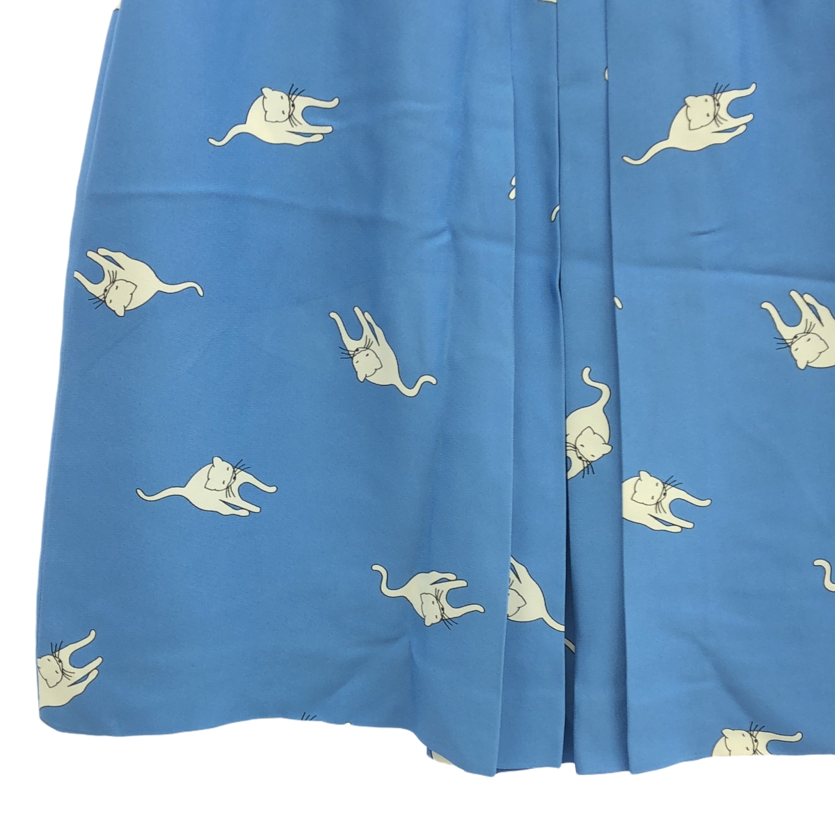 miu miu / ミュウミュウ 猫プリント フロント プリーツ スカート