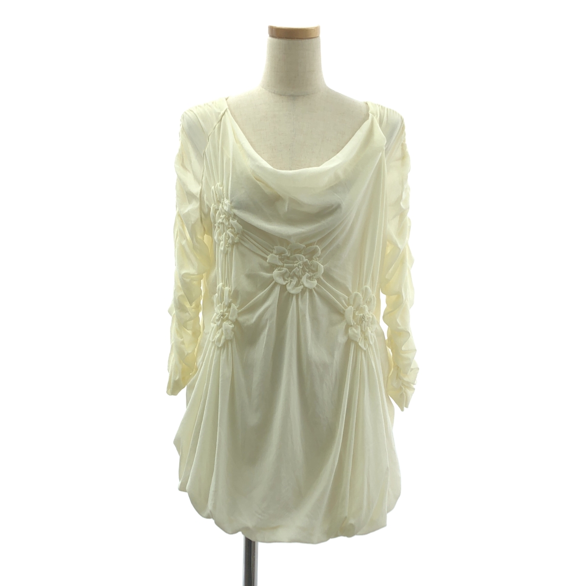 VIVIENNE TAM / ヴィヴィアンタム