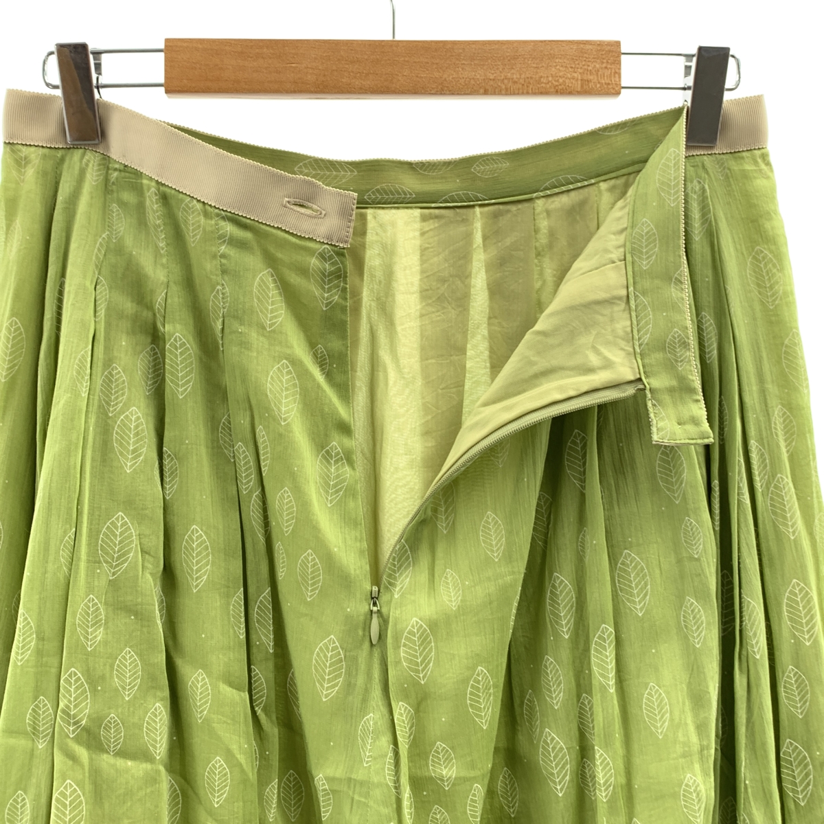 MARGARET HOWELL / マーガレットハウエル コットン シルク 総柄 リーフ スカート