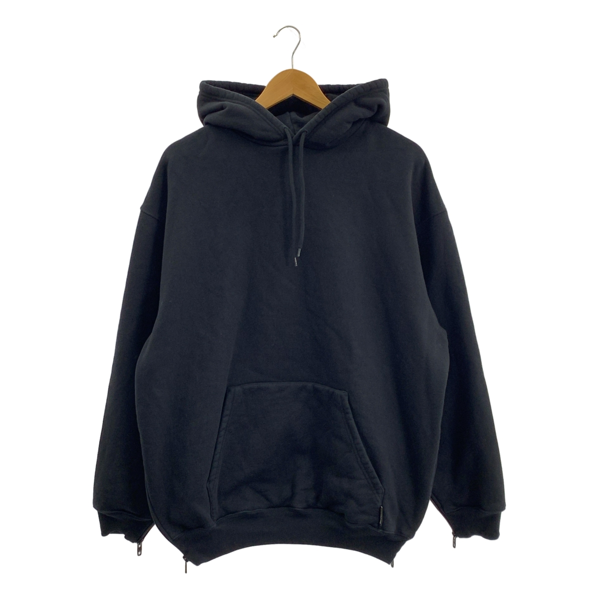 BALENCIAGA / バレンシアガ