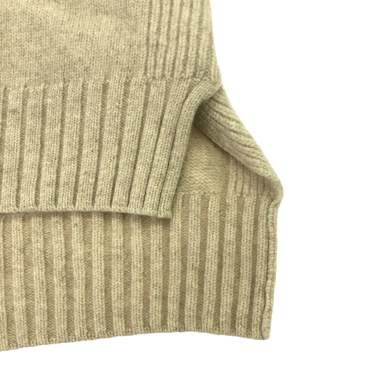 SEVEN TEN by MIHO KAWAHITO / セブンテンバイミホカワヒト ウール リブ スリット タートルネック ニット プルオーバー