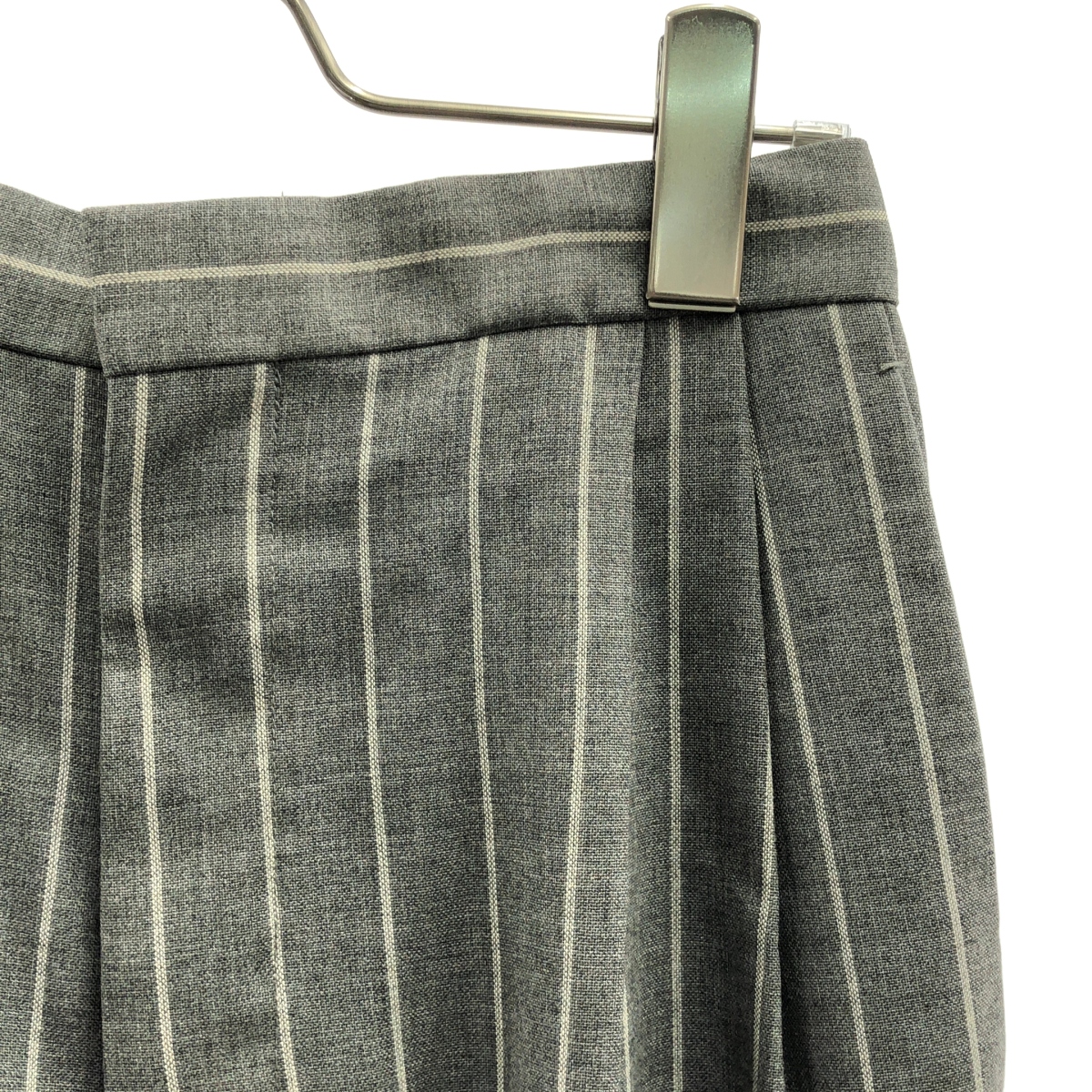 Drawer / ドゥロワー チョークストライプ バックギャザー パンツ