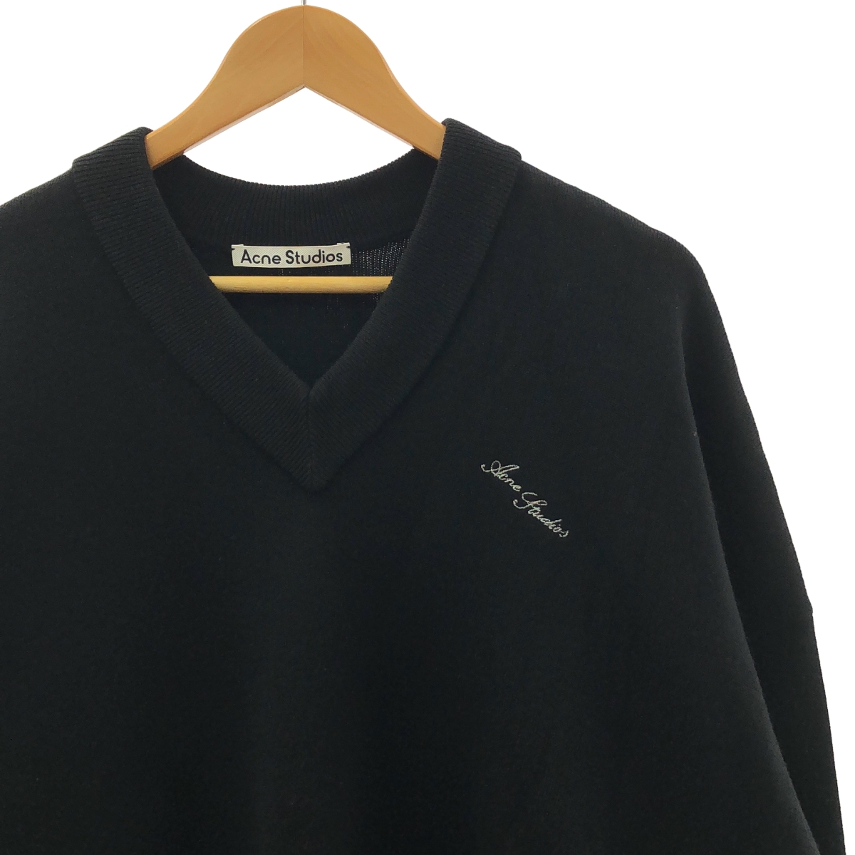 Acne Studios / アクネストゥディオズ ウール混 ロゴ刺しゅう オーバーサイズ Vネックニット