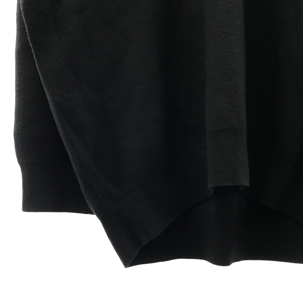 Acne Studios / アクネストゥディオズ ウール混 ロゴ刺しゅう オーバーサイズ Vネックニット