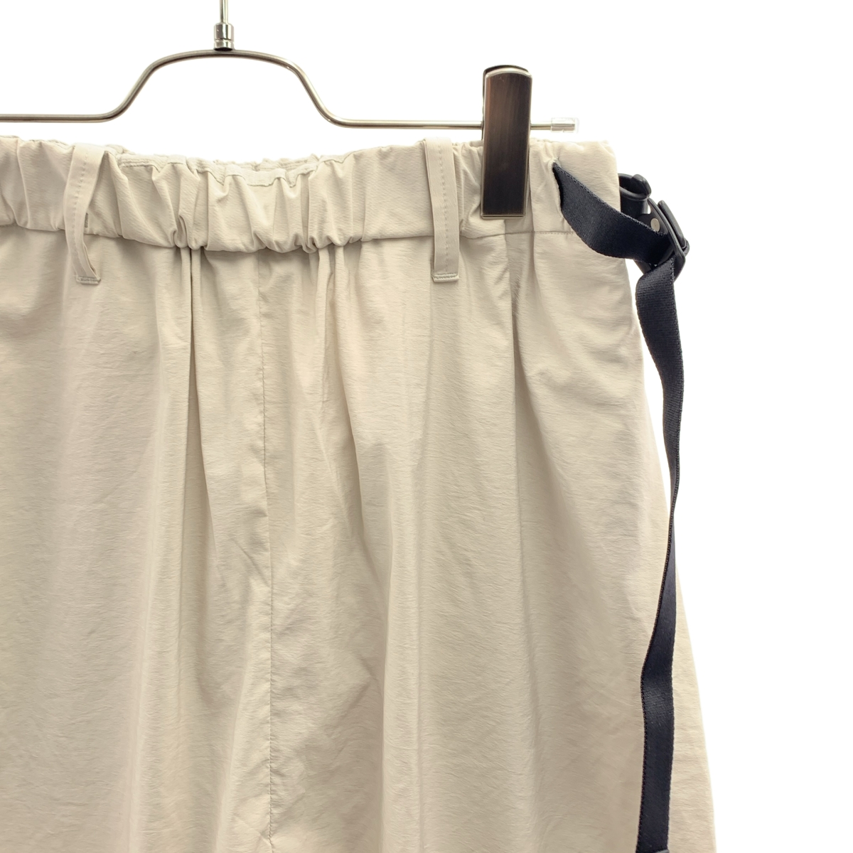 その他 ベルトストラップ イージーパンツ