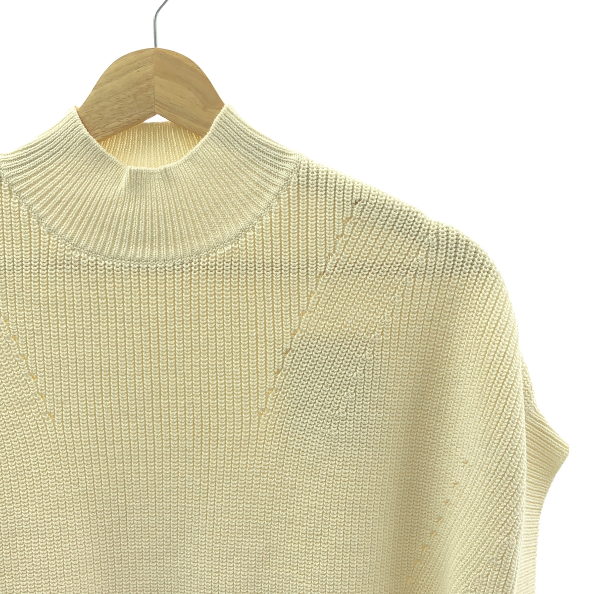 yuni IS LIKE A FLOWER TO ME / ユニ 強撚 コットンニット ハイネックベスト