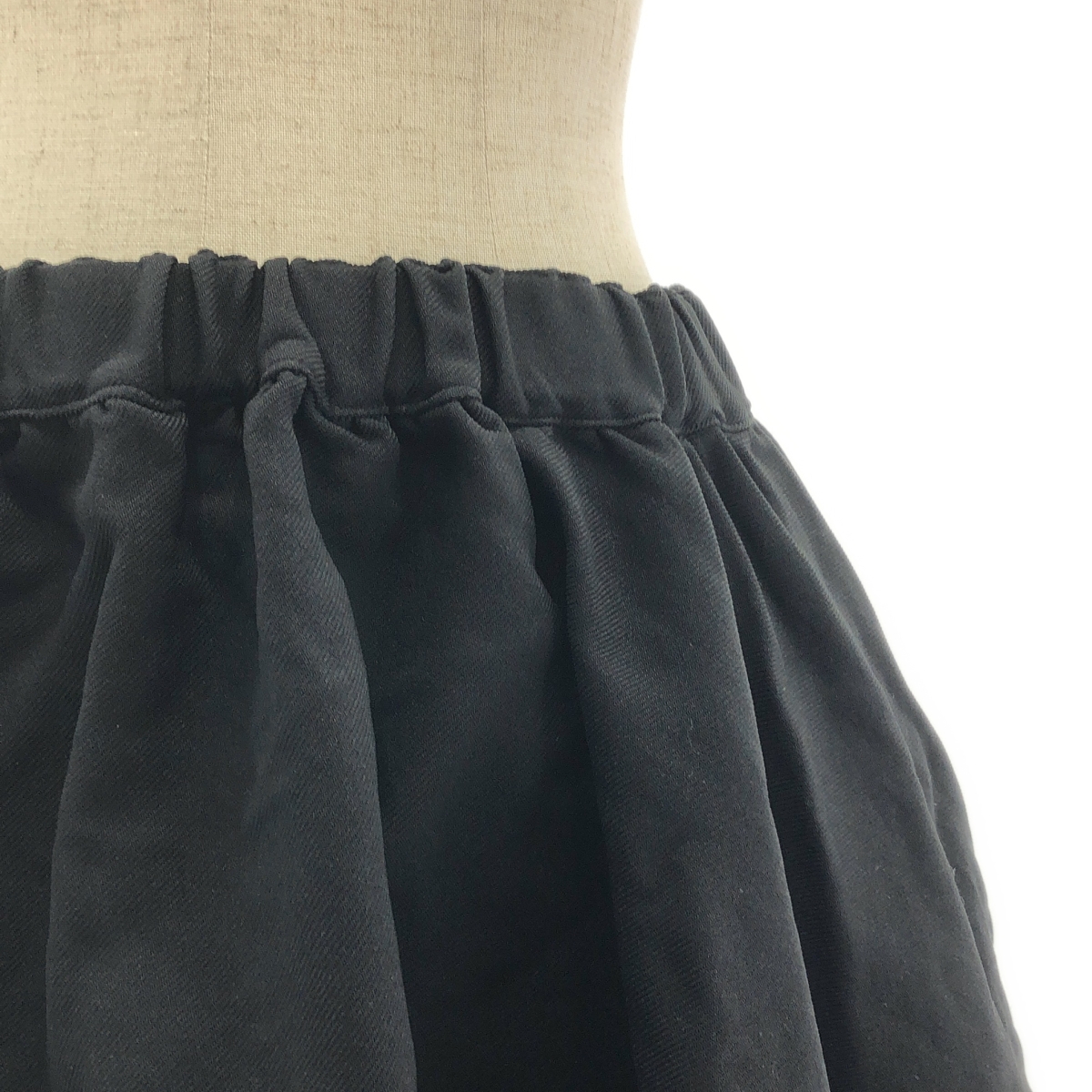 COMME des GARCONS COMME des GARCONS / コムコム ポリエステル 縮絨 変形 ドローストリング オーバー スカート