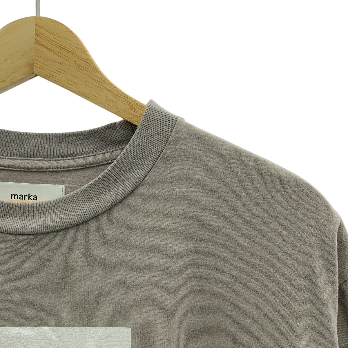 marka / マーカ YUJI TAKEUCHI Ace TEE グラフィック プリント Tシャツ