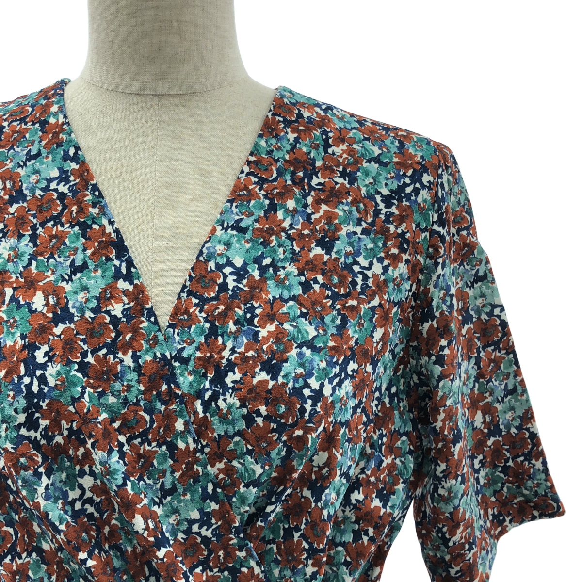 A.P.C. / アーペーセー フラワープリント ラップデザイン ワンピース