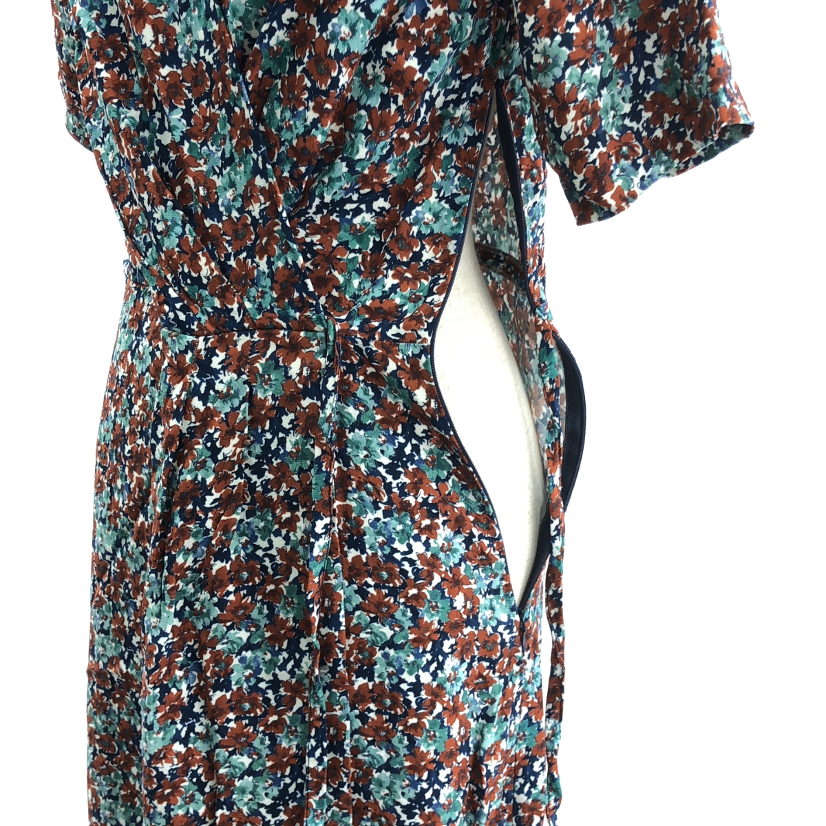 A.P.C. / アーペーセー フラワープリント ラップデザイン ワンピース