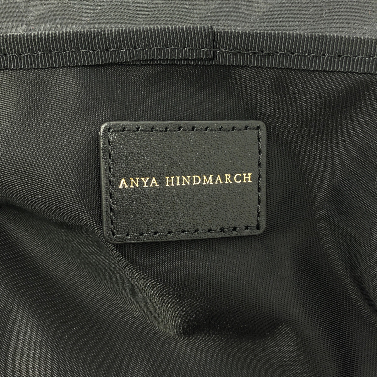ANYA HINDMARCH / アニヤハインドマーチ スモール パッキング キューブ ポーチ