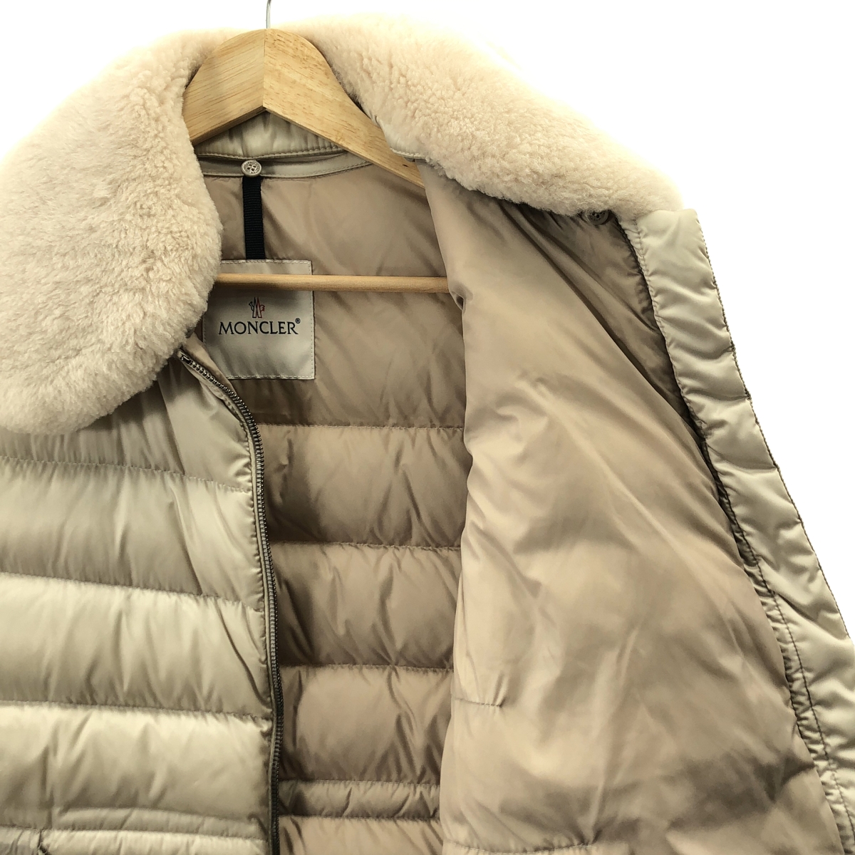 MONCLER / モンクレール ABELIA アベリア ムートンファー付き ダウンジャケット