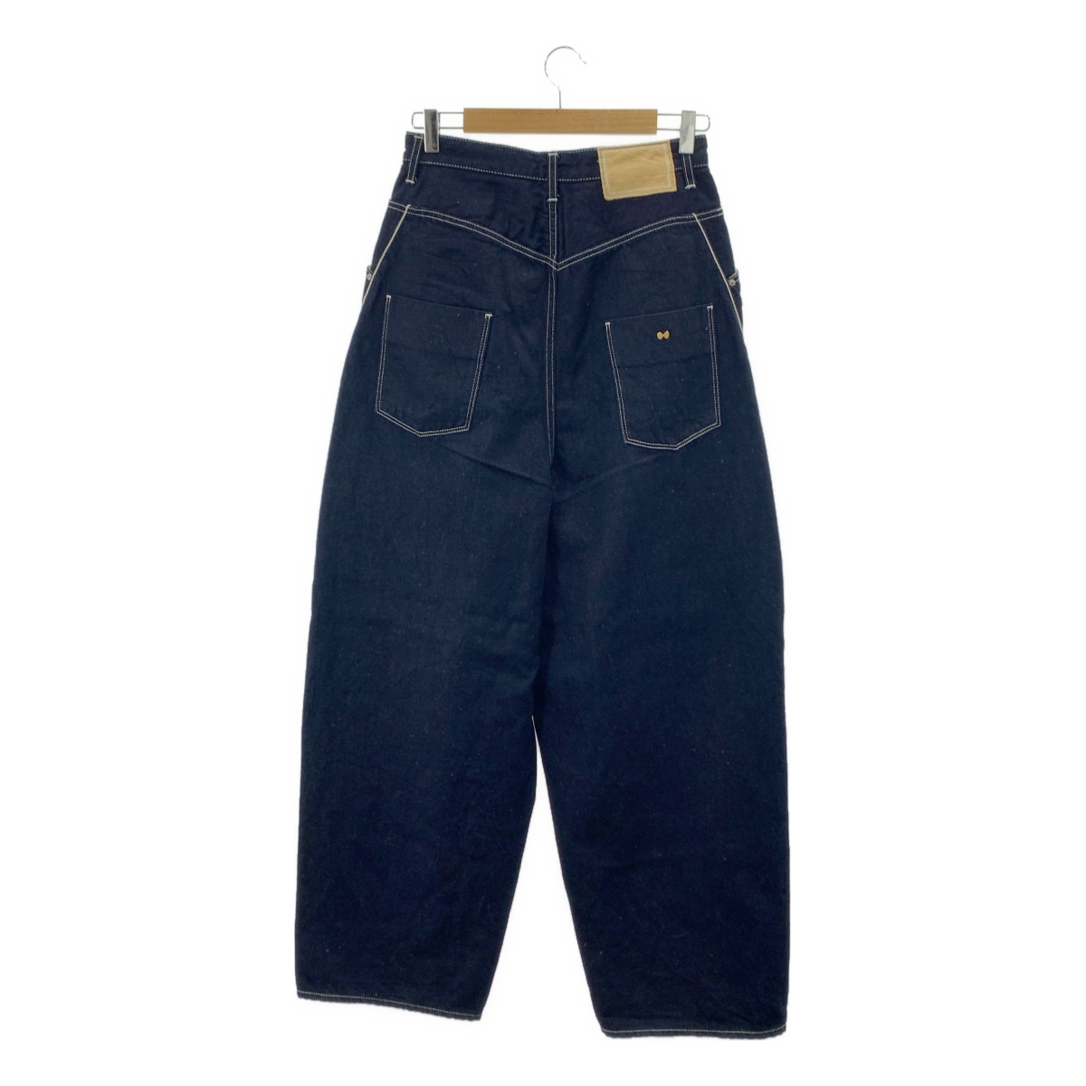 mina perhonen / ミナペルホネン always / レザーパッチ 濃紺デニムパンツ