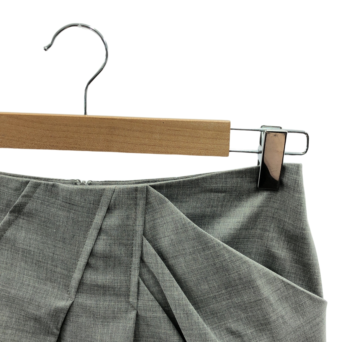 BRUNELLO CUCINELLI / ブルネロクチネリ バックジップ スカート / 総裏地