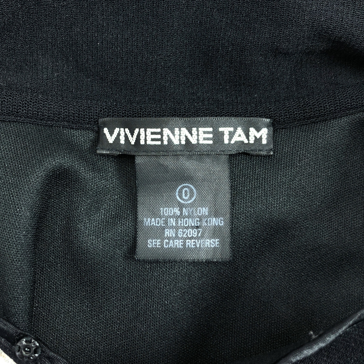 VIVIENNE TAM / ヴィヴィアンタム フラワー エンブロイダリー ハイネック ブラウス