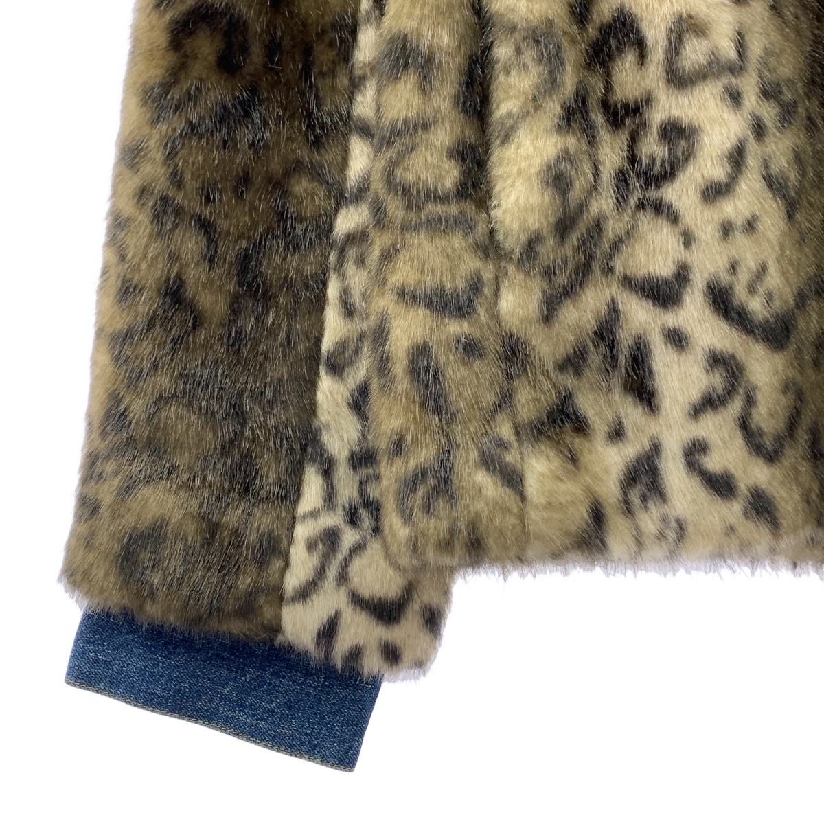 TOGA PULLA / トーガプルラ レオパード ファー ノーカラー デニムジャケット