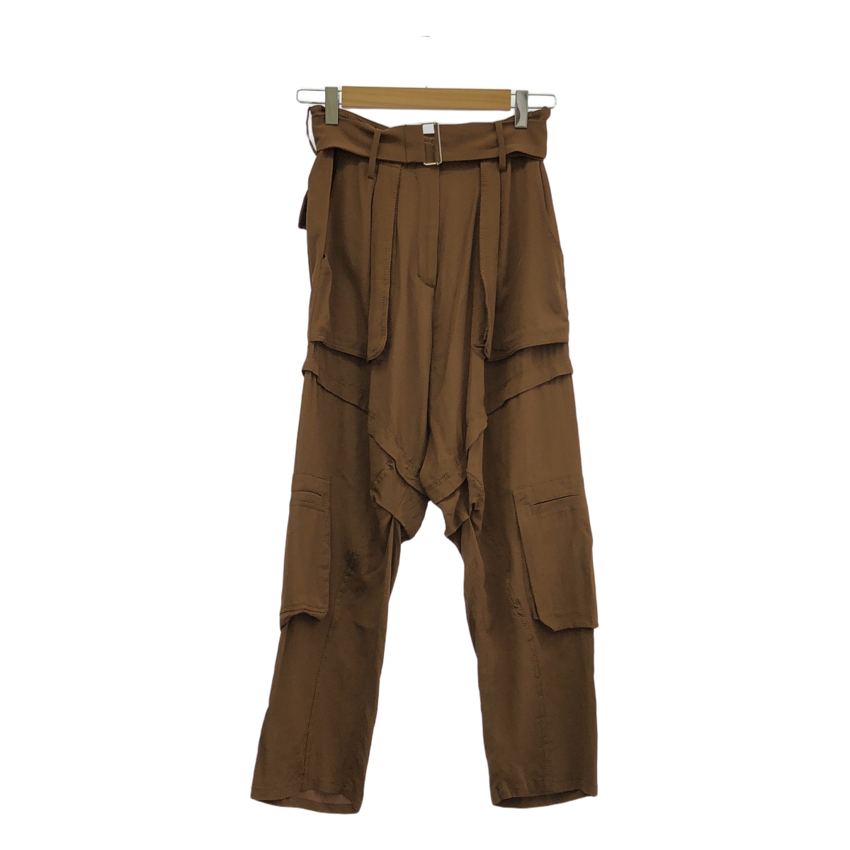 N°21 / ヌメロヴェントゥーノ