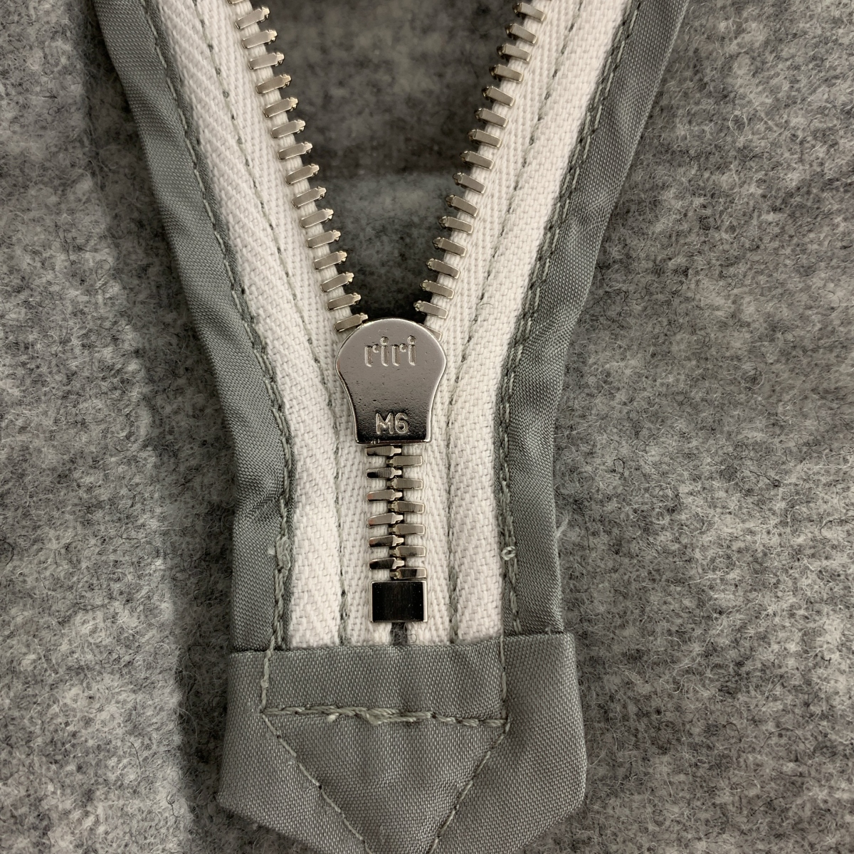 RIER / リア HALF ZIP FLEECE PULLOVER ハーフジップ ウール フリース プルオーバー