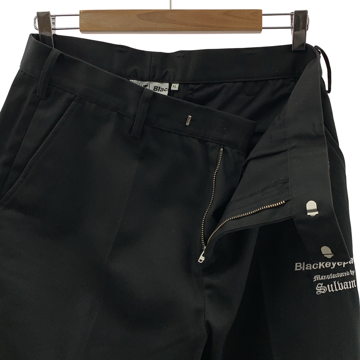 BlackEyePatch / ブラックアイパッチ ×Sulvam / ロゴ刺しゅう チノパンツ