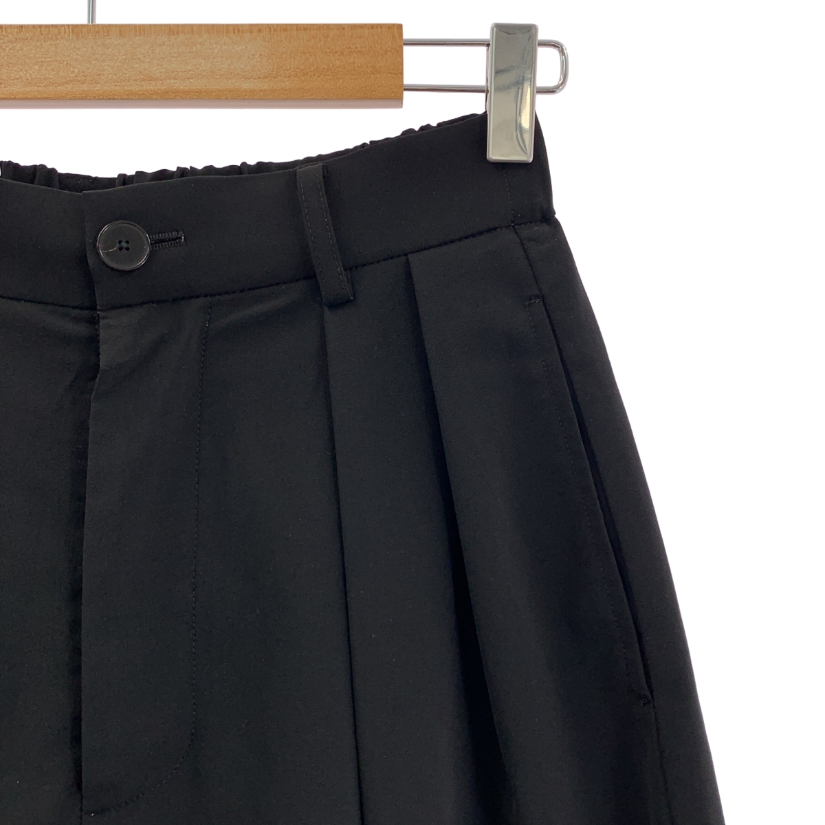 その他 タック イージー テーパードワイドパンツ