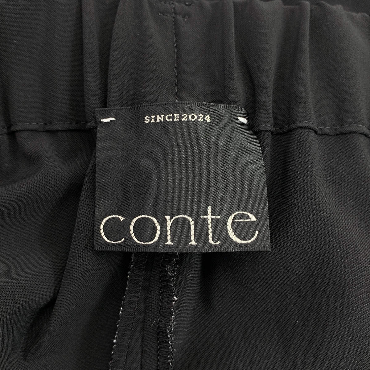 その他 タック イージー テーパードワイドパンツ