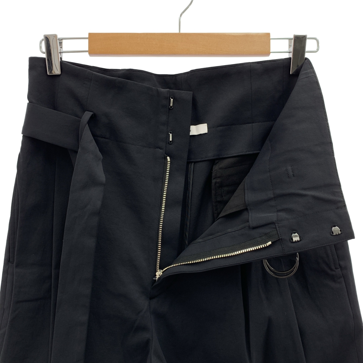 ASTRAET / アストラット ハイウエスト 2タック テーパードパンツ