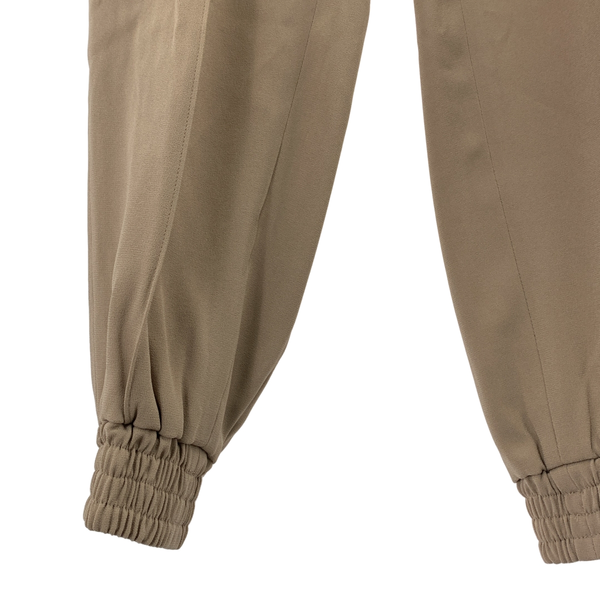 BEIGE， / ベイジ CNDY / トリアセテート ドローストリング ジョグ イージーパンツ