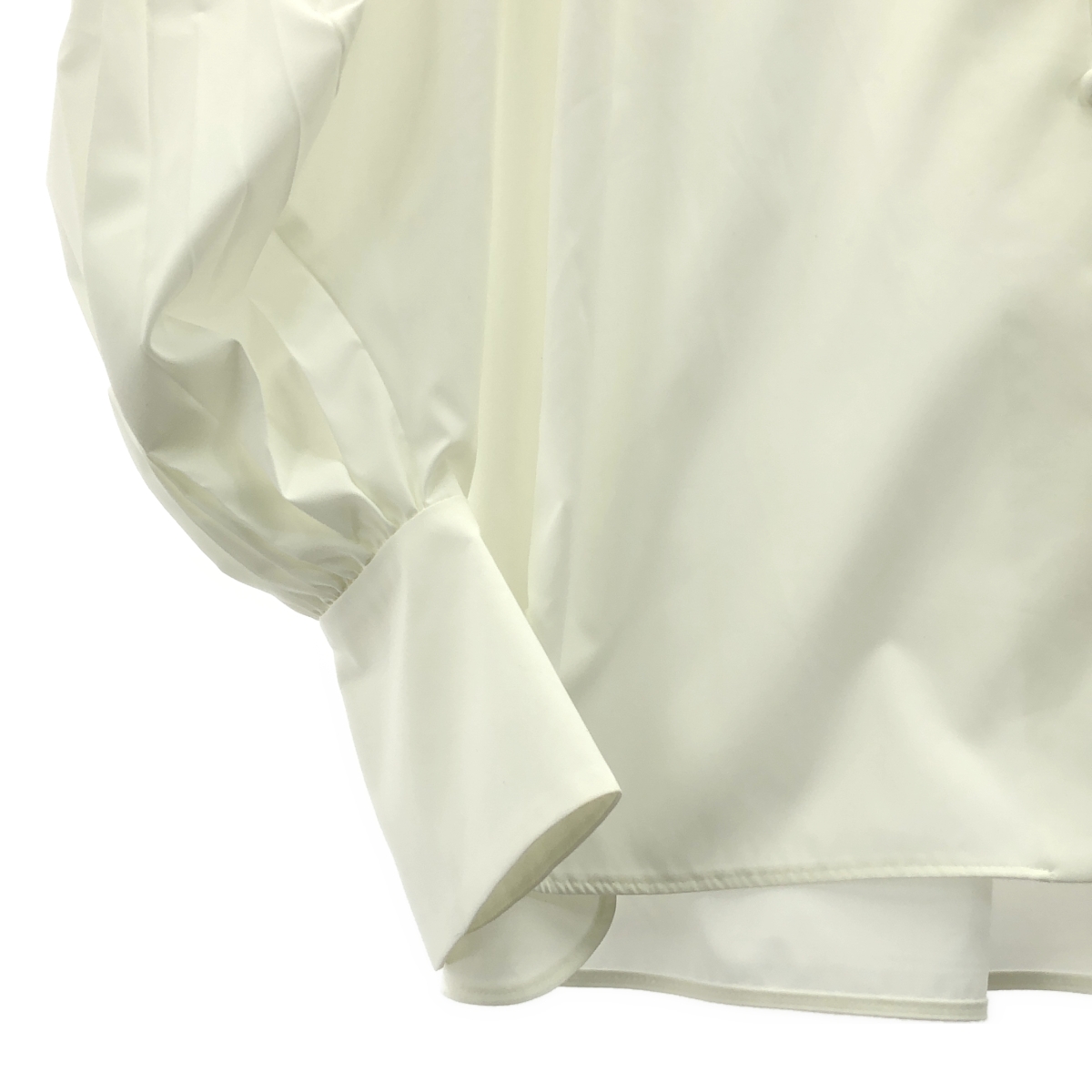 Mame Kurogouchi / マメクロゴウチ Curved Pleated Shirt カーブ プリーツ シャツ