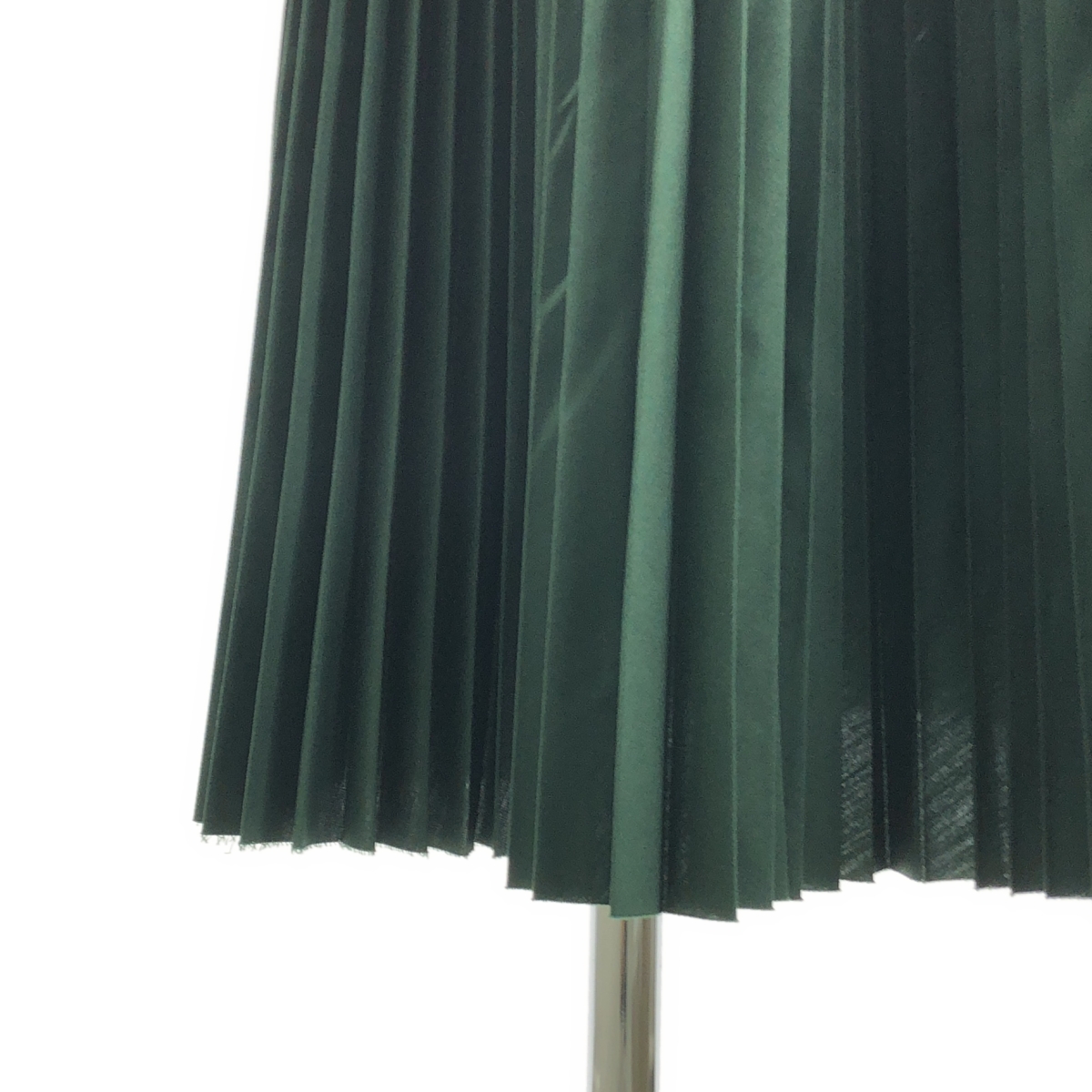 sacai / サカイ エンブロイダリー プリーツドレス ワンピース