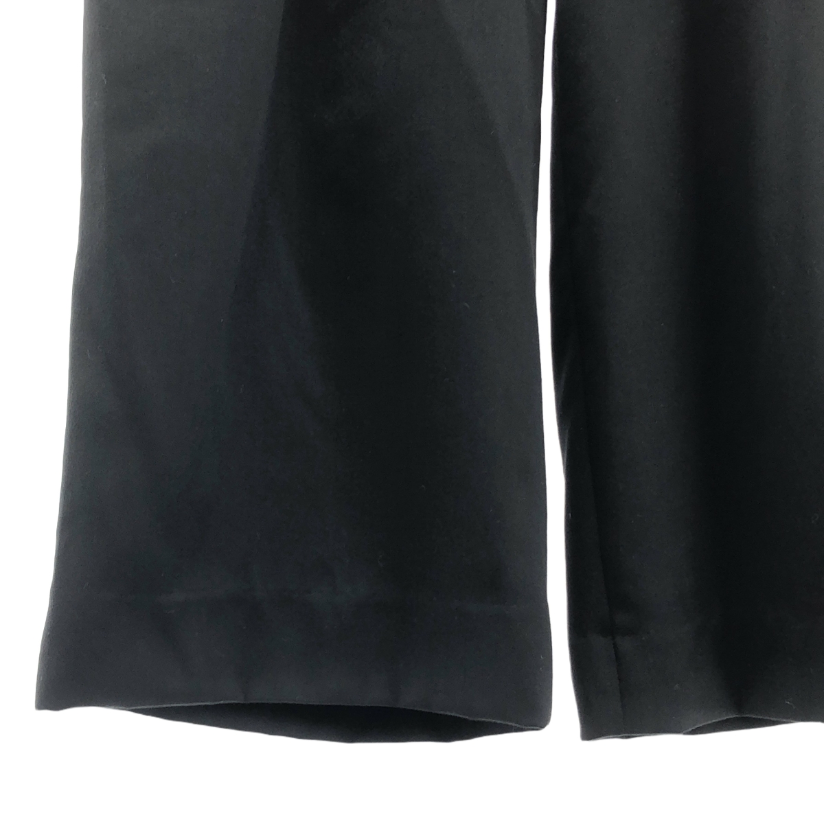 MARKAWARE / マーカウェア CASHMERE SATIN TRIPLE PLEATED WIDE TROUSERS カシミヤ サテン トリプル プリーツ ワイドパンツ