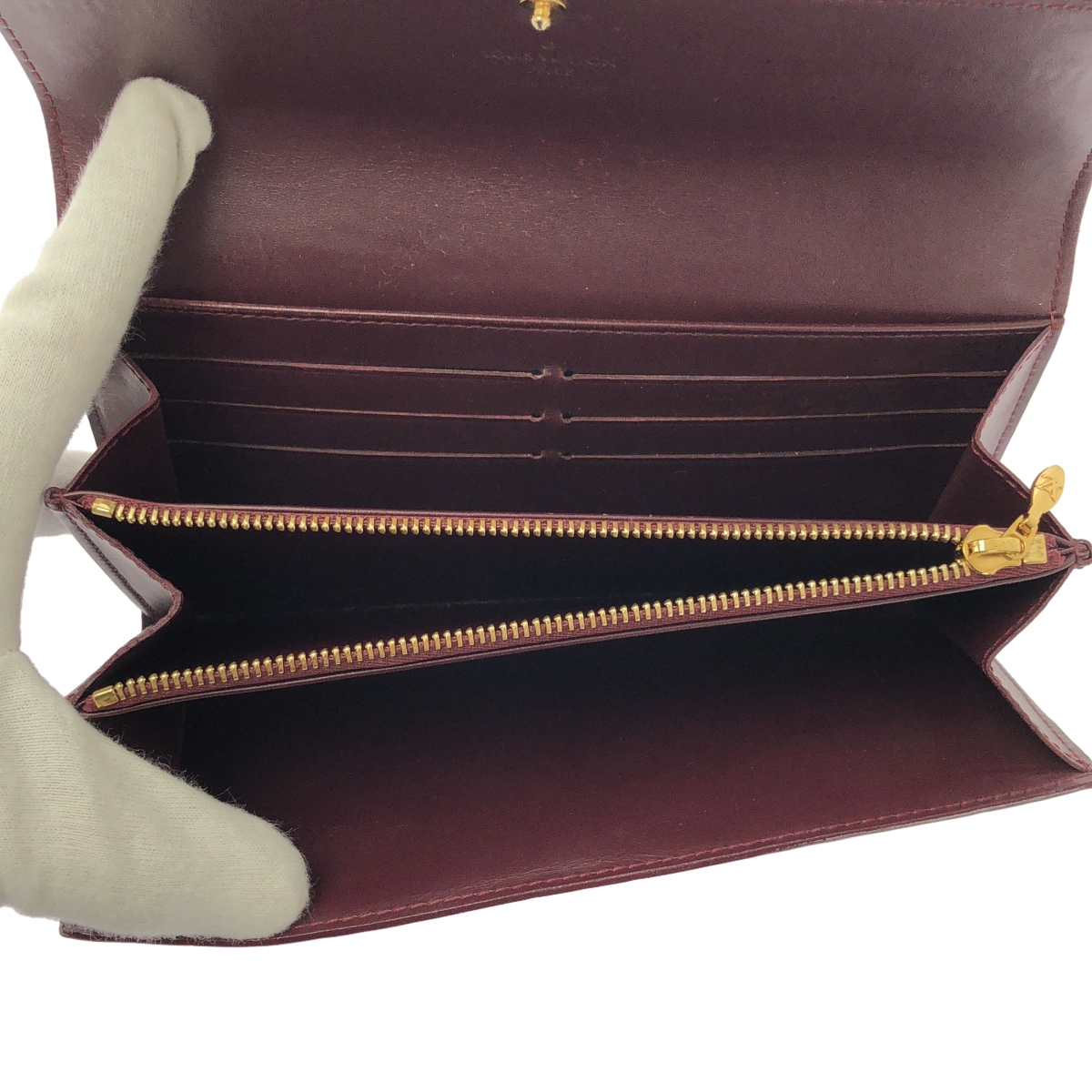 Louis Vuitton / ルイヴィトン ヴェルニ ポルトフォイユ サラ 長財布