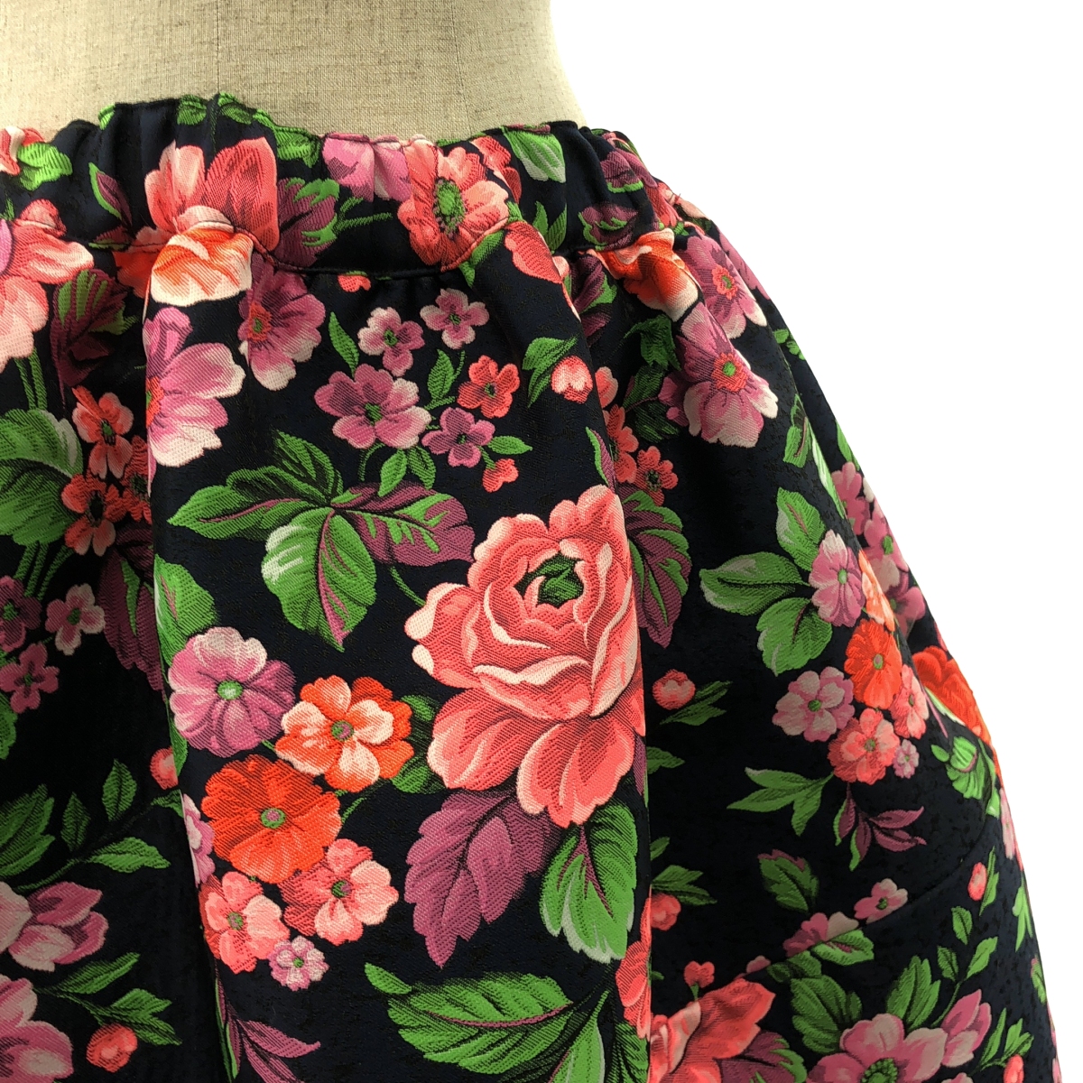 COMME des GARCONS / コムデギャルソン ポリエステル 総柄 ジャガード フラワー オーバーシルエットドローストリング スカート