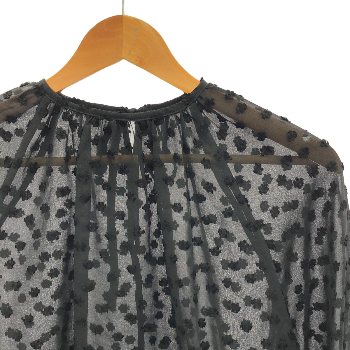 Tomorrowland BALLSEY / トゥモローランドボールジー ドットフラワージャカード ボリューム ギャザー プルオーバー