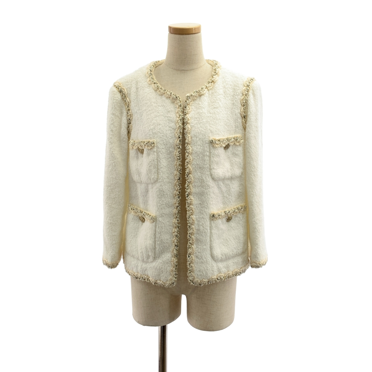 CHANEL / シャネル